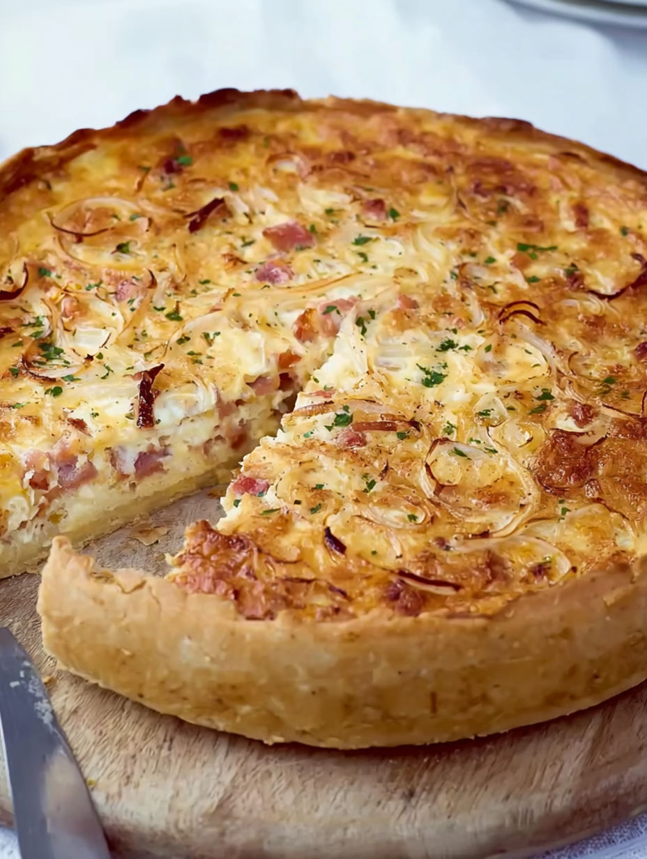 A slice of Zwiebelkuchen nach schwäbischer Art.